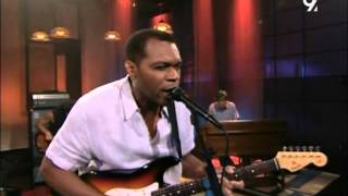 The Robert Cray Band   Chicken In The Kitchen Live Jay Leno 2010