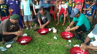 preview picture of video 'Lomba parut kelapa bapak-bapak, desa kota bumi baru kecamatan seginim kab bengkulu selatan'