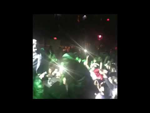 Wyclef Jean Sak Kap Fet Ft Kofi Black live on the Carnival 3 Tour