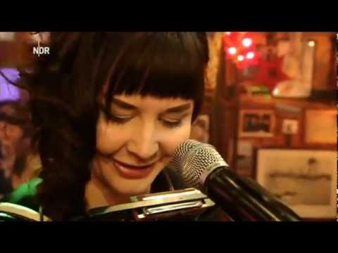 Katzenjammer - I Will Dance live @ Inas Silvesternacht 31.12.2012