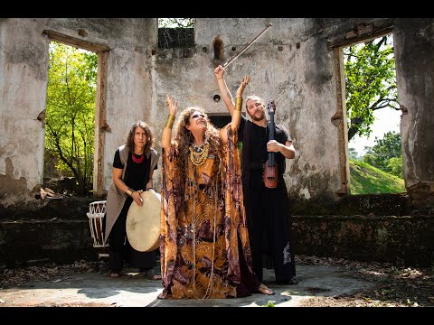 Rita Benneditto - YAMÍ feat. Rita Benneditto (Clipe Oficial)