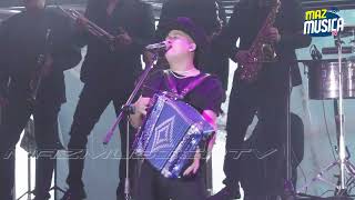 Remmy Valenzuela -  Sentimientos De Cartón (En Vivo)