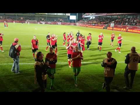 Veldkanteva's Jeugd hand in hand met onze RED FLAMES