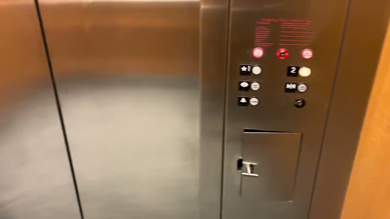 Dover Hydraulic Elevator (Traditional Fixtures) #3 in Novato, CA