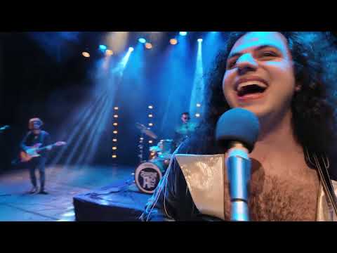 Banda AL9 - She Calls Me Love (Video)