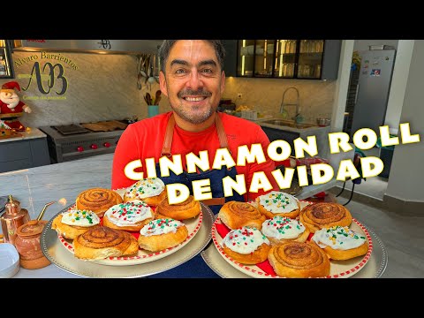 Christmas Cinnamon Roll. A delicious treat for your end-of-year celebrations.