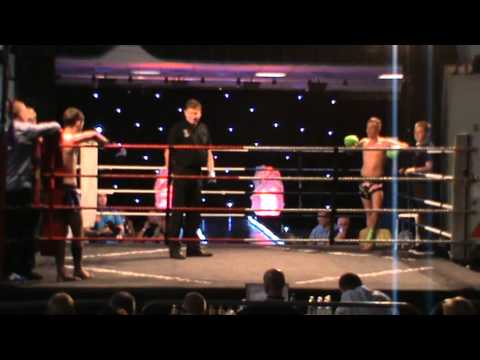 Mescho Dunko Fight sport extreme ROSS 'THE BOSS' HOWIE VS DEC 'JELLY BELLY' KELLY