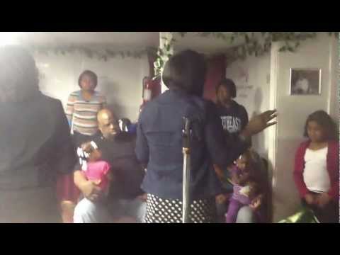 God's House of the Remnant Praise & Worship Center/Pastor Tonya Carter (opening)