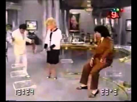 La caida de Ricky Maravilla en Mirtha Legrand