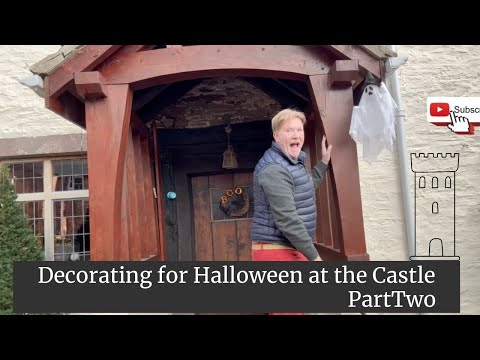 Castle Halloween decorating in rural Wales | Pumpkins, ghosts & cosy autumn vibes