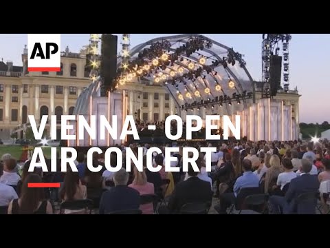 Vienna orchestra returns with open air concert