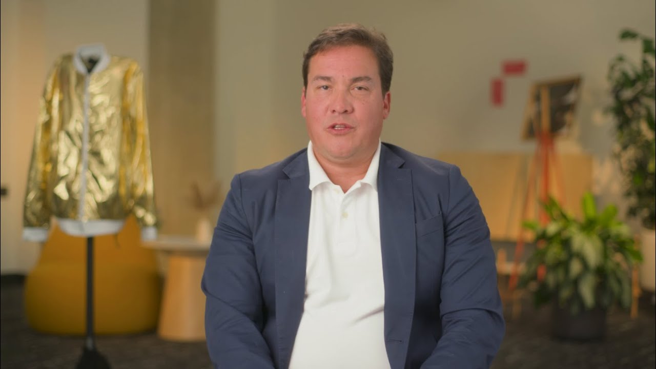 Blend and AWS Use generative AI to Transform the Colombian Ministry of Education