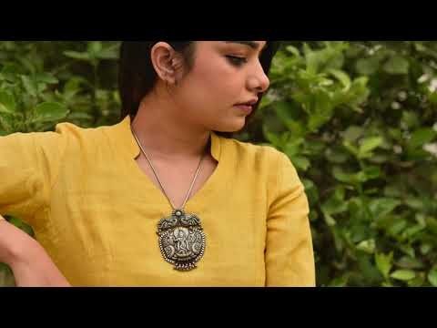 MAMTA FOMRA - Indian Hand Crafted Clothing & Silver Jewellery