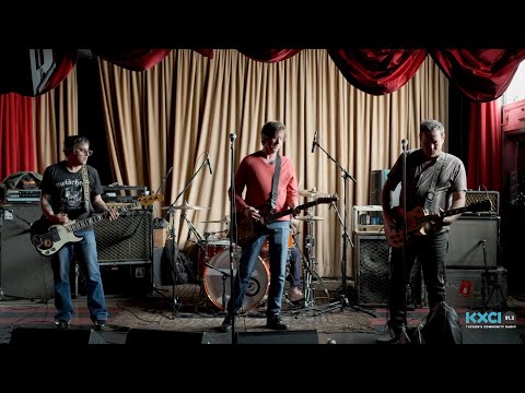 Hot Snakes, "10th Planet" Live on KXCI