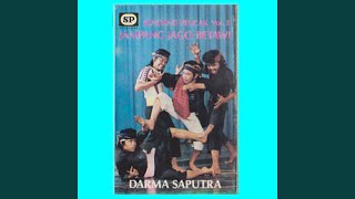 Download lagu Sedih Prihatin (Padungdung Pembukaan) mp3 Download lagu Sedih Prihatin (Padungdung Pembukaan) mp3