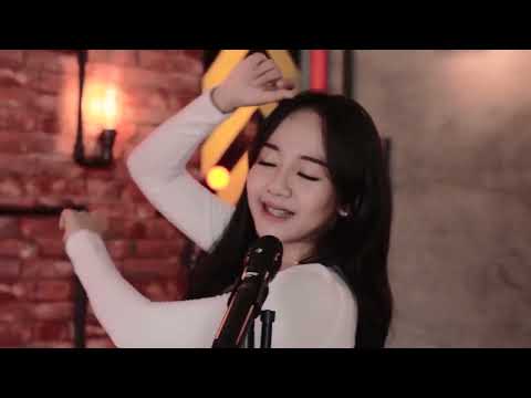 Bunga Ehan - Ranjang Pengantin (Official Music Video)