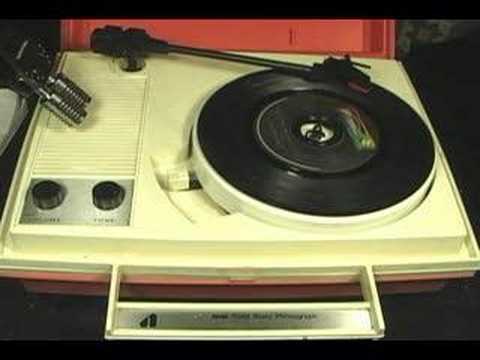 Three Dog Night - Mama Told Me (Not to Come)