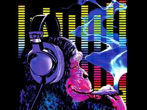 Ghette & Ms Ghette - No Gun Man