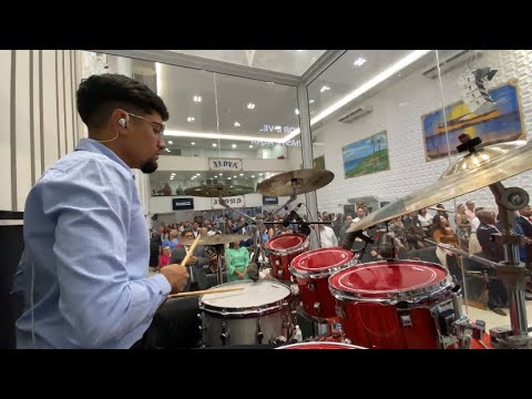 Deus tu és santo - AdCampinas - Victor Hugo