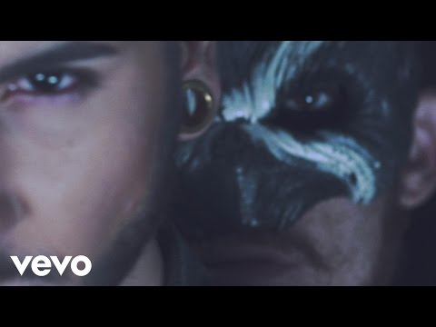 Madh - Gong (Videoclip) ft. The Strangers