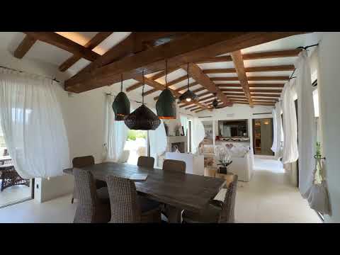 Charming and elegant estate in the countryside close to the Emerald Coast