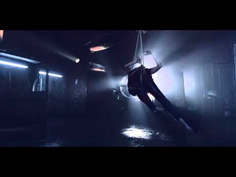 Evi Vine - Porcelain (Official Video)