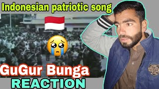 Download lagu 🥺Emotional Reaction on GUGUR BUNGA | A Tribute To The Soul of Indonesian Heroes (🇲🇨patriotic song) mp3