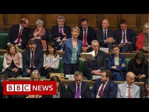 MPs back Brexit delay bill by one vote - BBC News