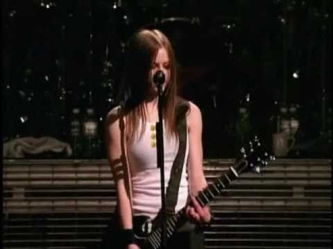 Avril Lavigne - Live at Buffalo (NY) - My World DVD - Try to Shut Me Up Tour 2003