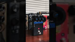 Video thumbnail for Blammo! Electronics Blues Blaster #overdrivepedal #distortionpedal by Iga Massardi