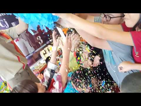 Cj jm 6y3y Birthday. Games. Piñata.bigkids