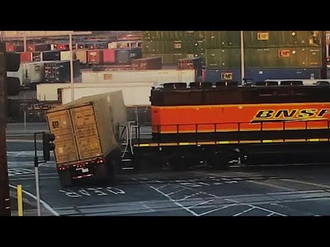 Crazy Train Crossing Fails - ACCIDENTS COMPILATION