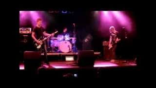 01 Never be the same - Itchy Poopzkid (cover by Downburst)