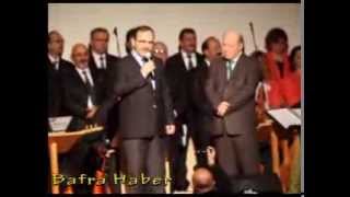 Başkan Zihni Şahin, konserde kendini müjdeledi