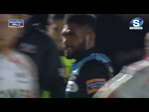 Nikola Matawalu miskicks - Glasgow Warriors v Ospreys 28th March 2014