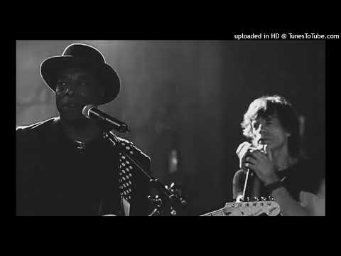 Buddy guy Ft. Rolling stones - Champagne & Reefer Live