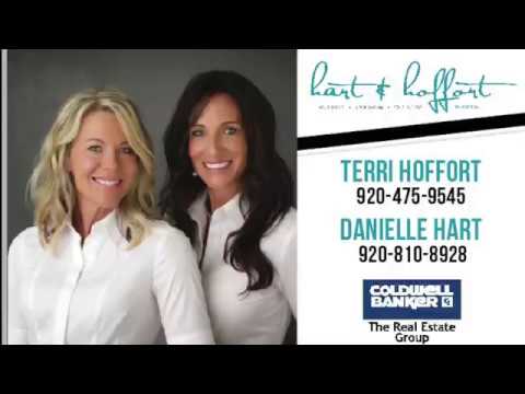 HOW TO STAGE A BEDROOM