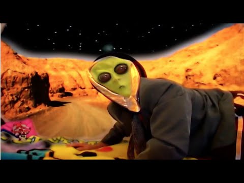 Bizzare Contact - " Peaches on the Moon " HD Version