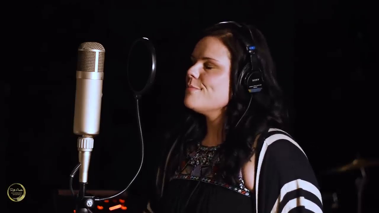 The Ultimate James Bond Medley - Every song from the 25 movies including No Time To Die!