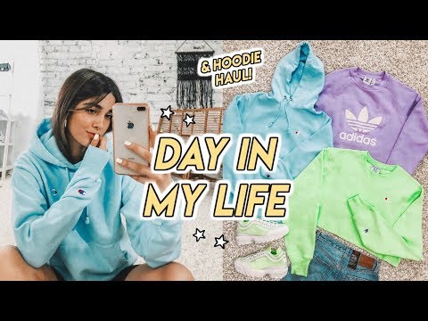 download lagu mp3 mp4 Aka Hoodie, download lagu Aka Hoodie gratis, unduh video klip Aka Hoodie