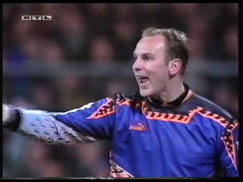 CL-1993/1994. Werder Bremen - AC Milan. Full Match (part 4 of 4).