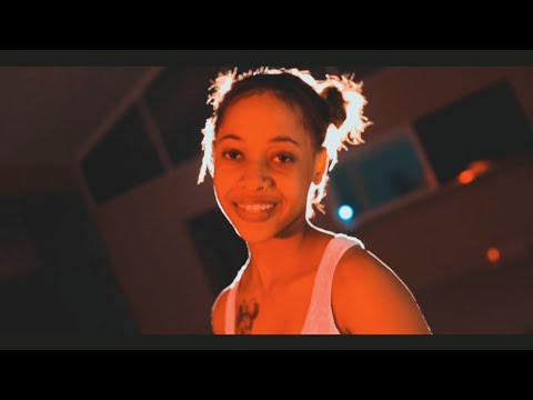 Emma Luu ft David - Umeniweza _official music video