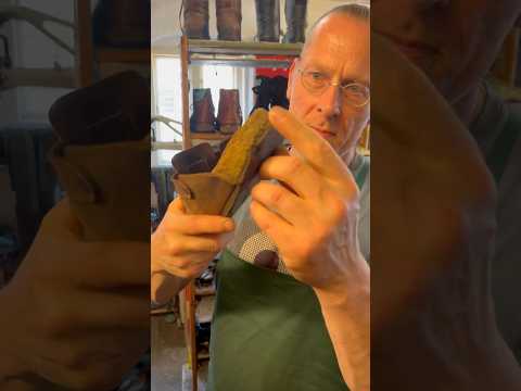 Birkenstock reparieren #schuhmacher #schuster #nachhaltigkeit #vibram #cobbler #restoration #shoes