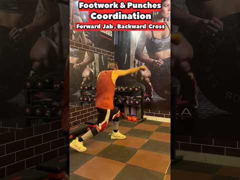 Footwork and punches coordination drill #boxing #boxingworkout #muaythai #combatsports #mma 🥊🔥