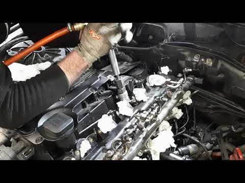 Removing stubborn injectors / How To Remove A  stuck Diesel Injector