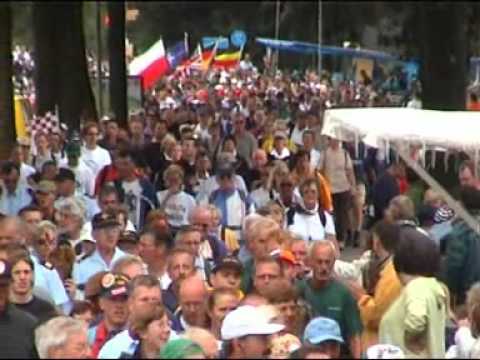 Nijmeegse vierdaagse door Beuningen 2000.