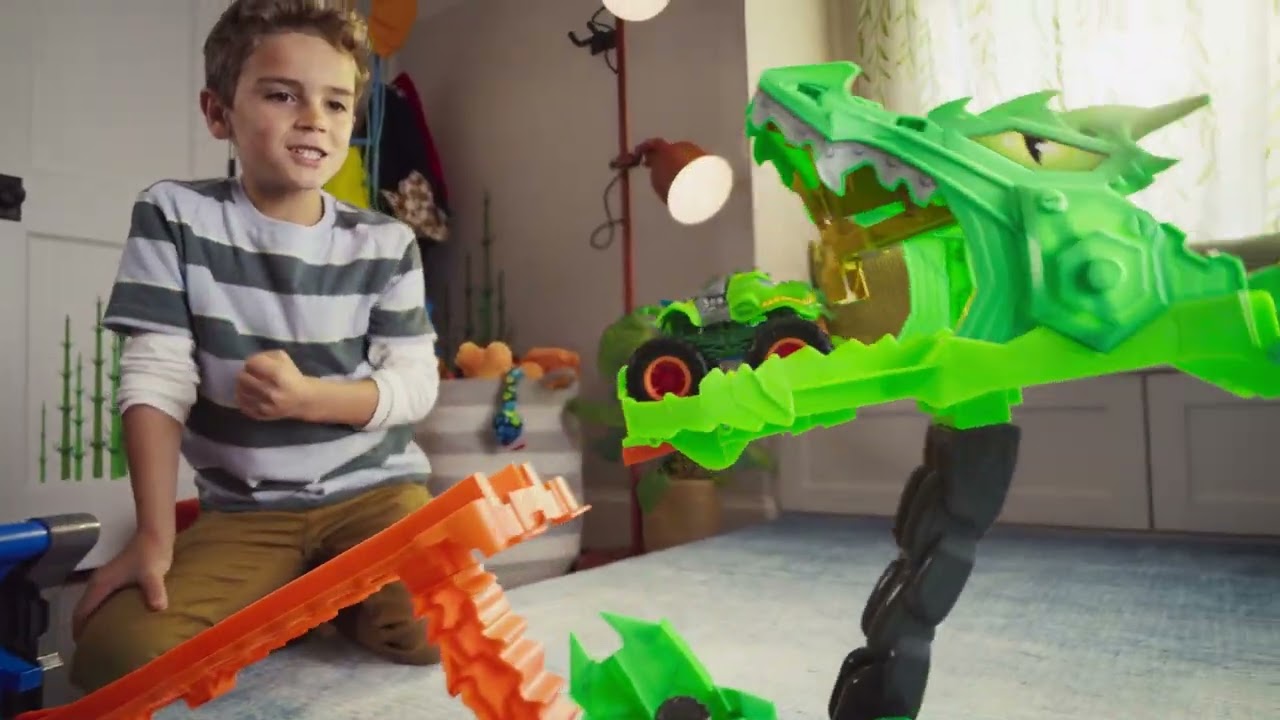 Hot Wheels Monster Trucks: Sárkányfutam pályaszett - Mattel videó