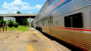 preview picture of video '(HD) Amtrak 59 Arrives into McComb, Mississippi'