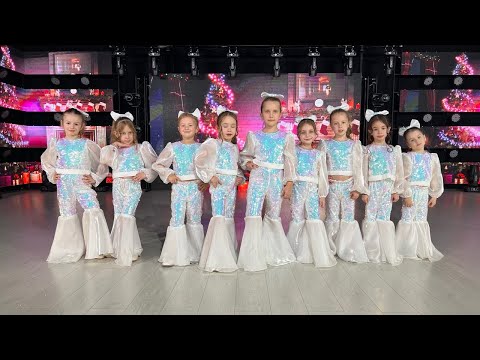 Superstar kids (Do-Re-Mi-SHOW) - Santa Claus on vacation