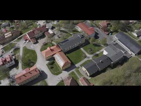 Vy över Ljungskile och Ljungskile folkhögskola